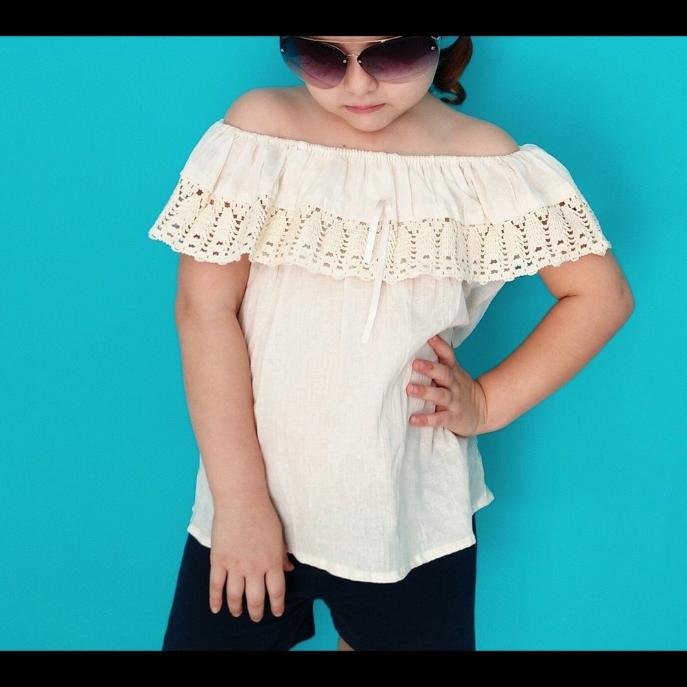 Mexican off the shoulder girls blouse Size 4T-5T